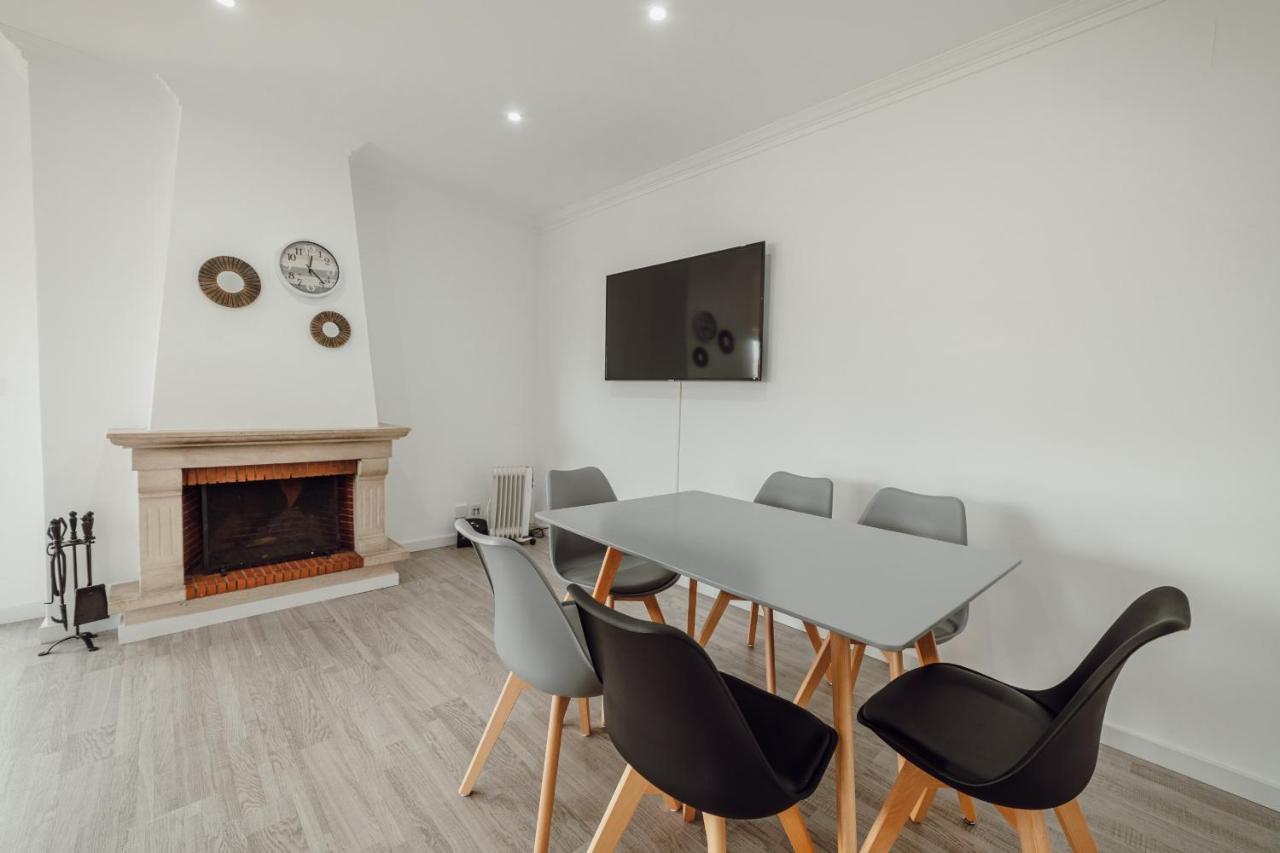 Gaia Terrace With Elevator By Vacationy Apartamento Porto Exterior foto